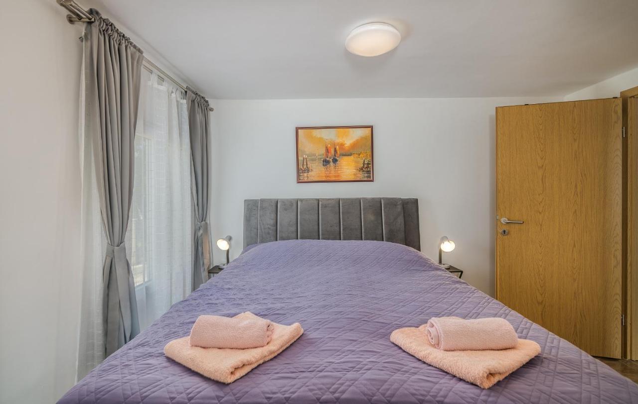 Apartmani M Baska  Exterior photo